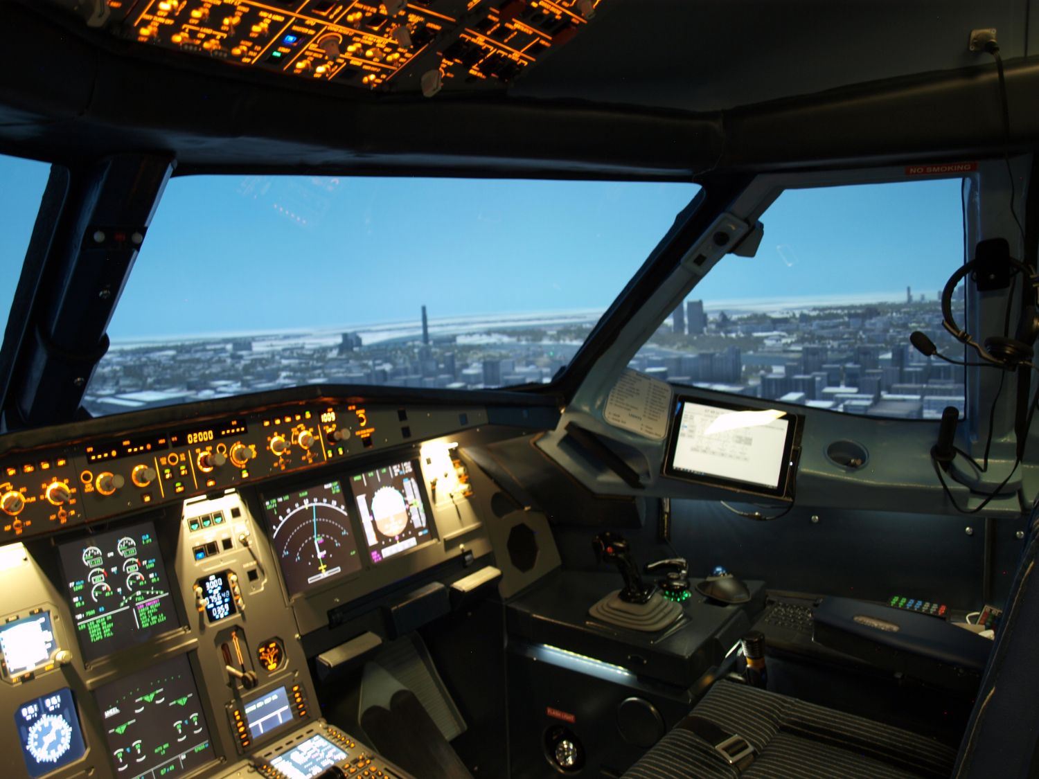 realistischer Flugzeug Simulator von Flightdeck L.E.