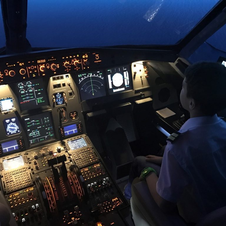 Flying Kids Programm bei Flightdeck L.E.