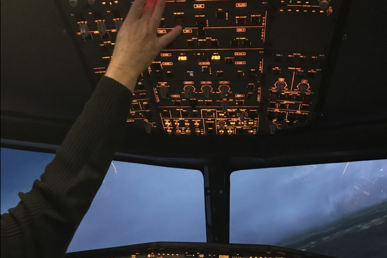 fdle_mayday Mayday-Mayday-Mayday im Cockpitsimulator bei Flightdeck